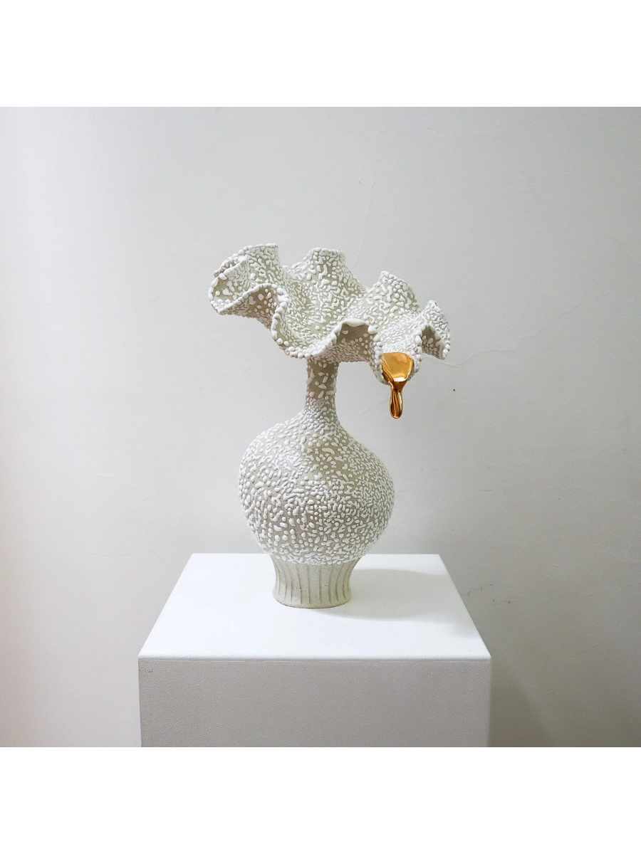Jessica Eun Kyoung Choi, Blume Pearl/Gold
