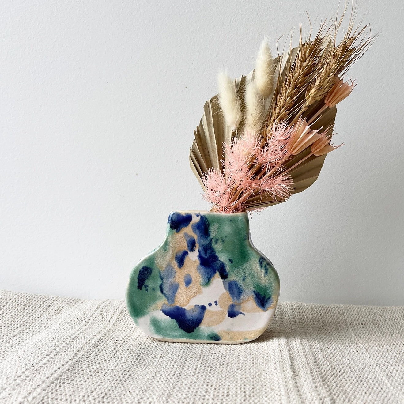 Eli.C Studio | Flat Vase | Ocean Dip