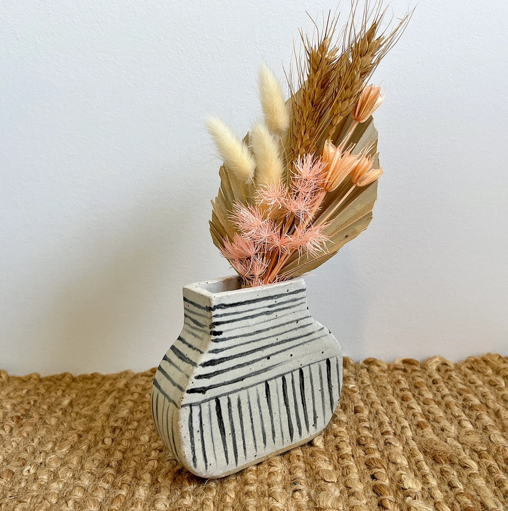 Eli.C Studio | Flat Vase | Pinstripe Geometric