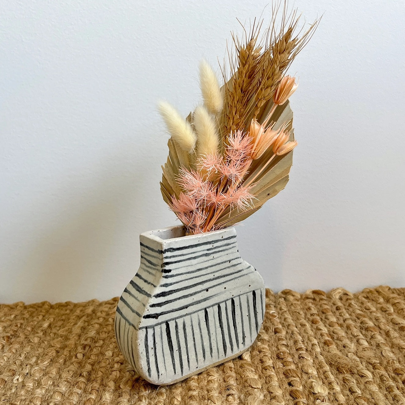 Eli.C Studio | Flat Vase | Pinstripe Geometric